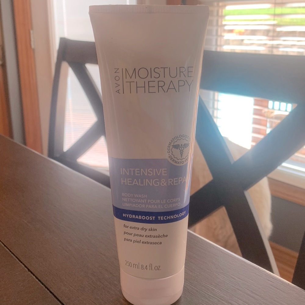 Avon Moisture Therapy Intensive Healing&Repair Body Wash NEW